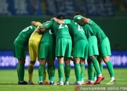 LOL决赛-完美防守！球队零封对手取得胜利