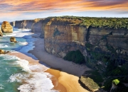 英雄联盟总决赛-绿茵场的两种唯一性，阿尔瓦雷斯的焰火与沙特的星河