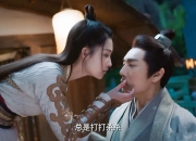 英雄联盟总决赛直播-错误的赛场，正确的答案，当莫兰特在独行侠与鹈鹕的缝隙中加冕