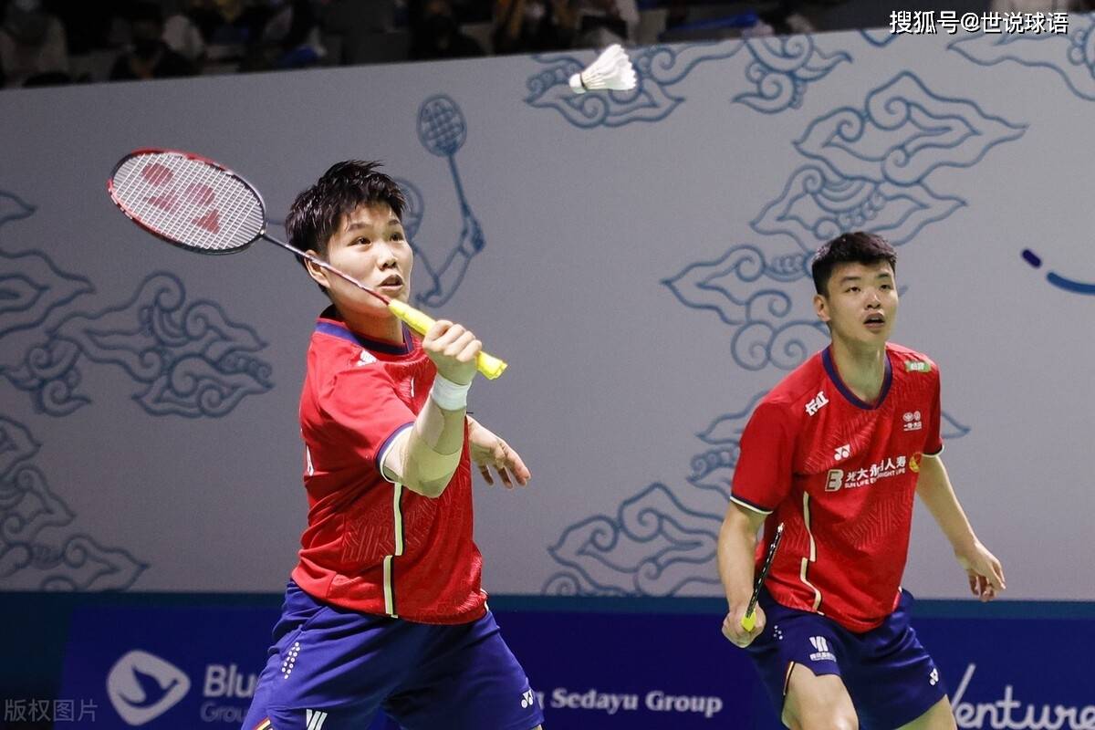 泰国队碾压印尼队，黄鸭组合统治全场的简单介绍