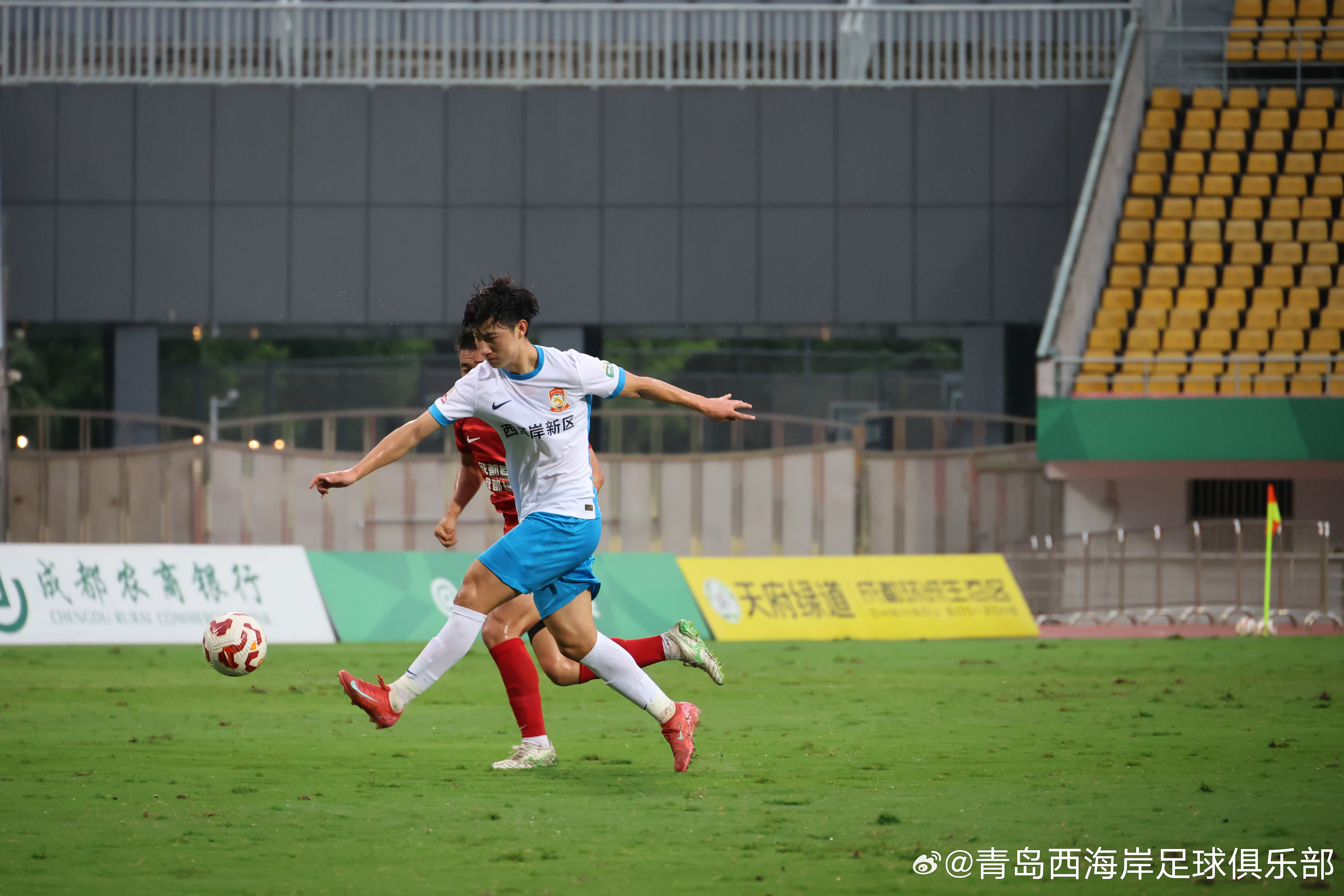 青岛队逆转尼克斯，西亚卡姆点燃赛场