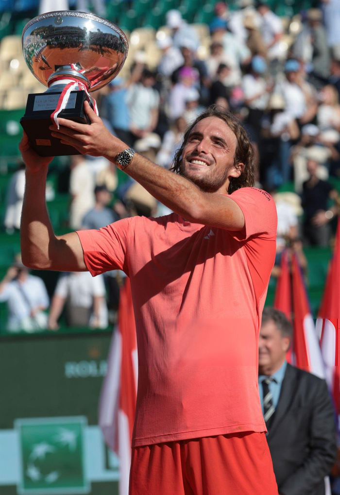 联合杯力克温网，西西帕斯惊艳四座