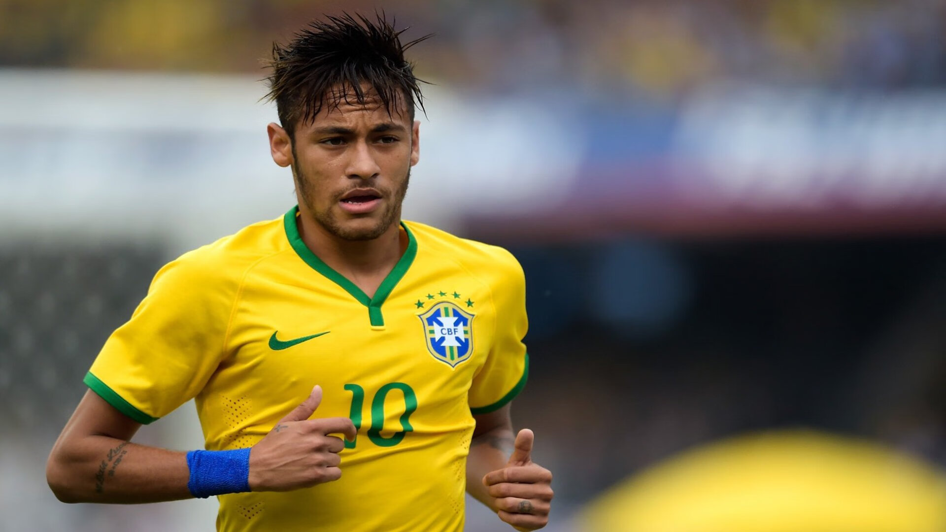 当红色狂潮席卷天山，一场虚构的终极对决，诠释篮球的永恒血性