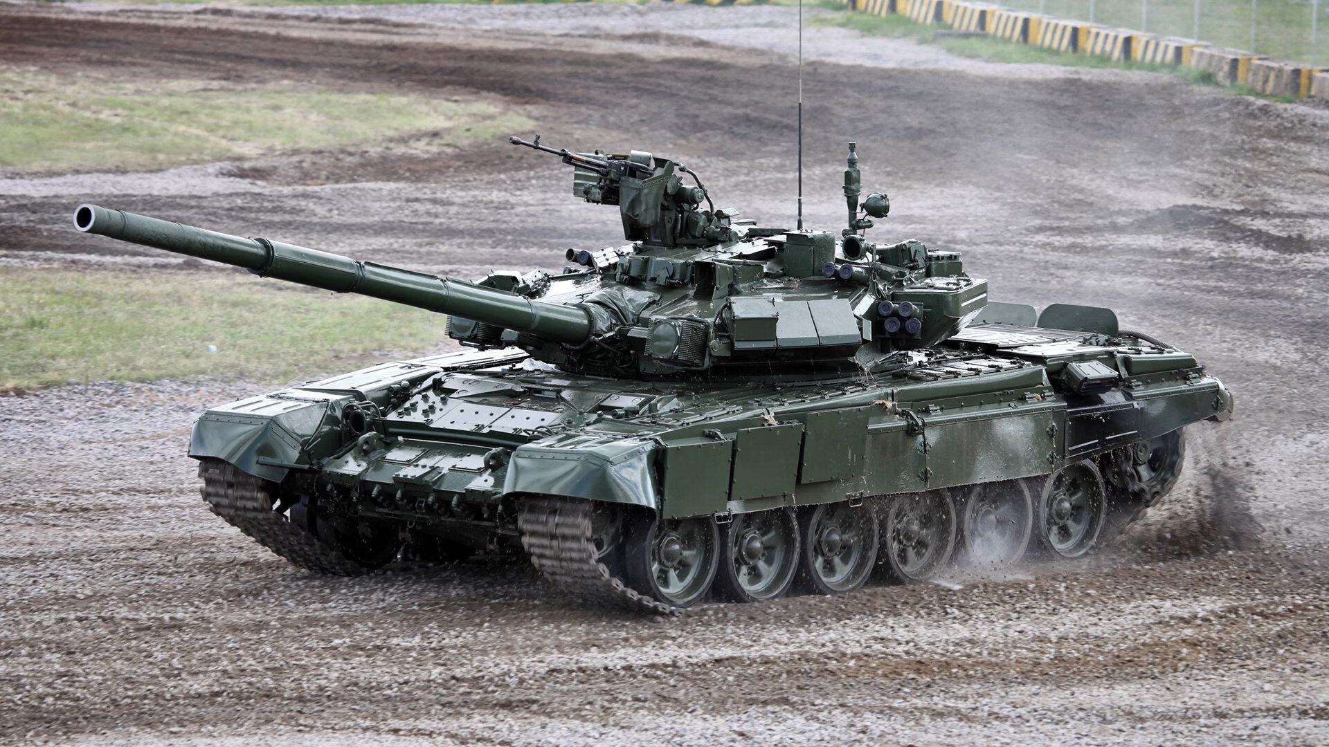 中距离的雕塑师，当德罗赞在寂静中弹奏古典乐章